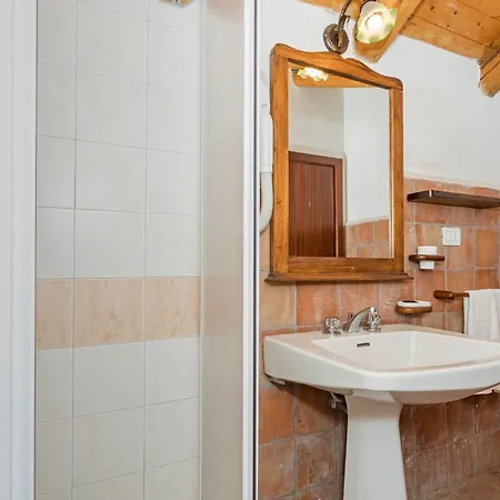 Zuccaro Oda ve Kahvaltı Trecastagni